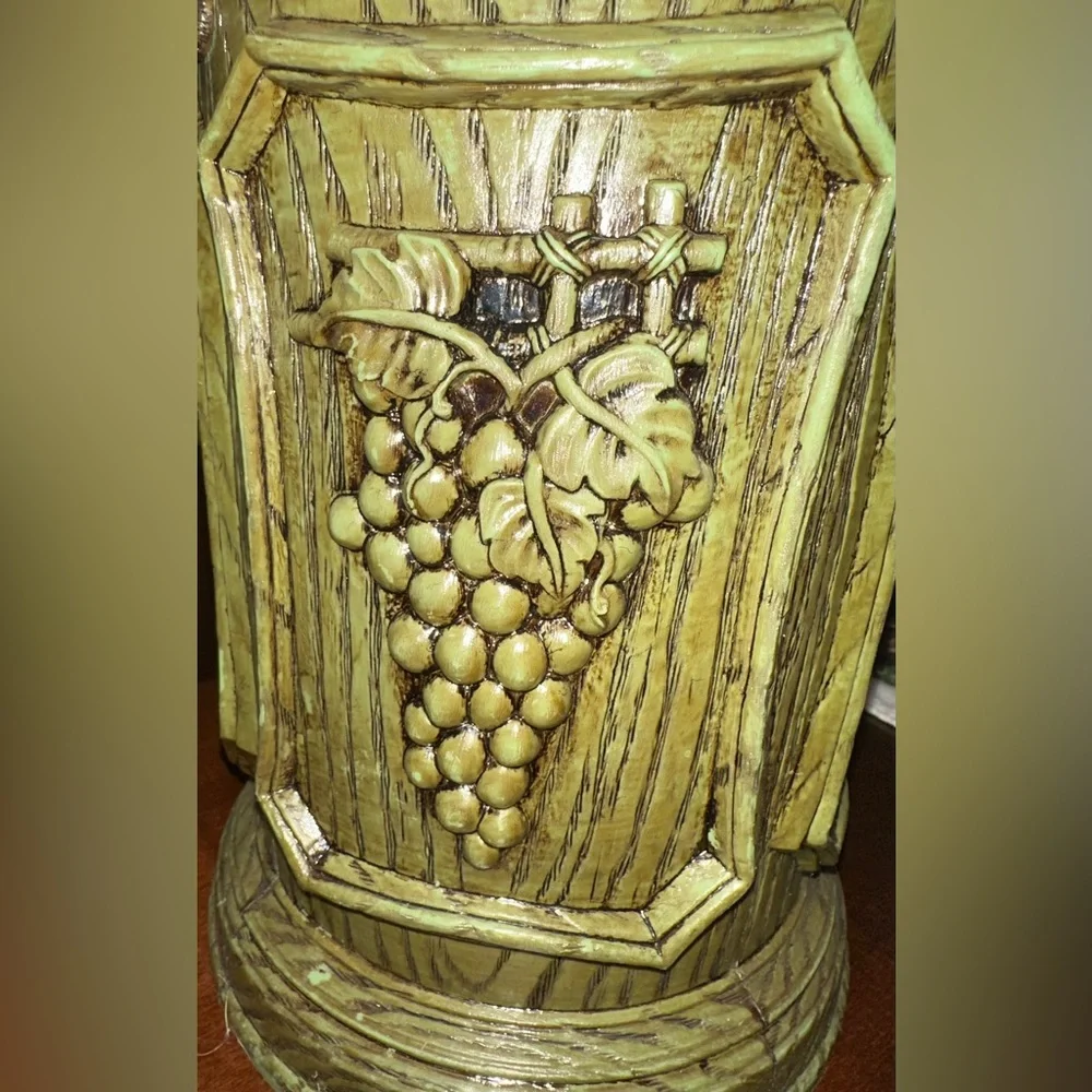 Vintage Mid Century Plastic Faux Wood Grain Cocktail Ice Bucket‎ Green Grapes